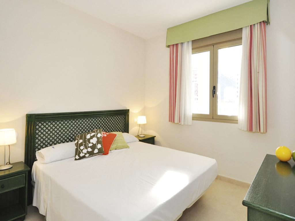Apartamentos Larimar Unitursa Calpe Room photo